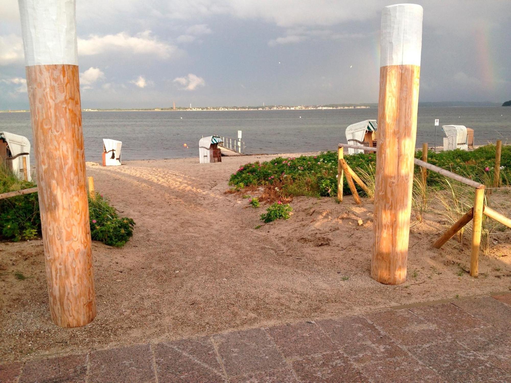 Strande, Fast Am Strand Exterior photo